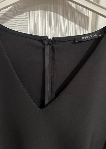 Uzun Kollu Siyah Midi V Yaka Elbise - Görsel 4