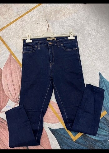 Kadın Lacivert Kemerli Denim Pantolon