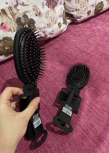 Siyah Saç Fırçası - Görsel 2