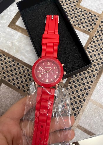 Kırmızı Kadın Kol Saati - Görsel 4