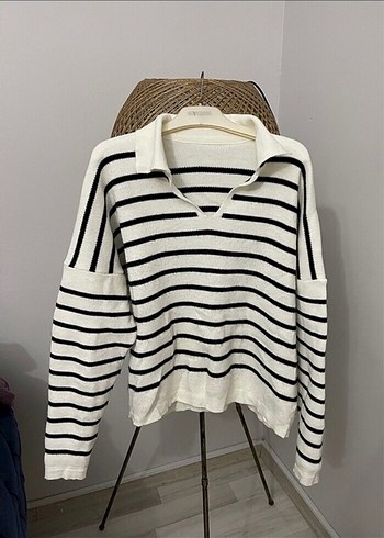 V Yaka Çizgili Pamuklu Kadın Kazak - Görsel 2