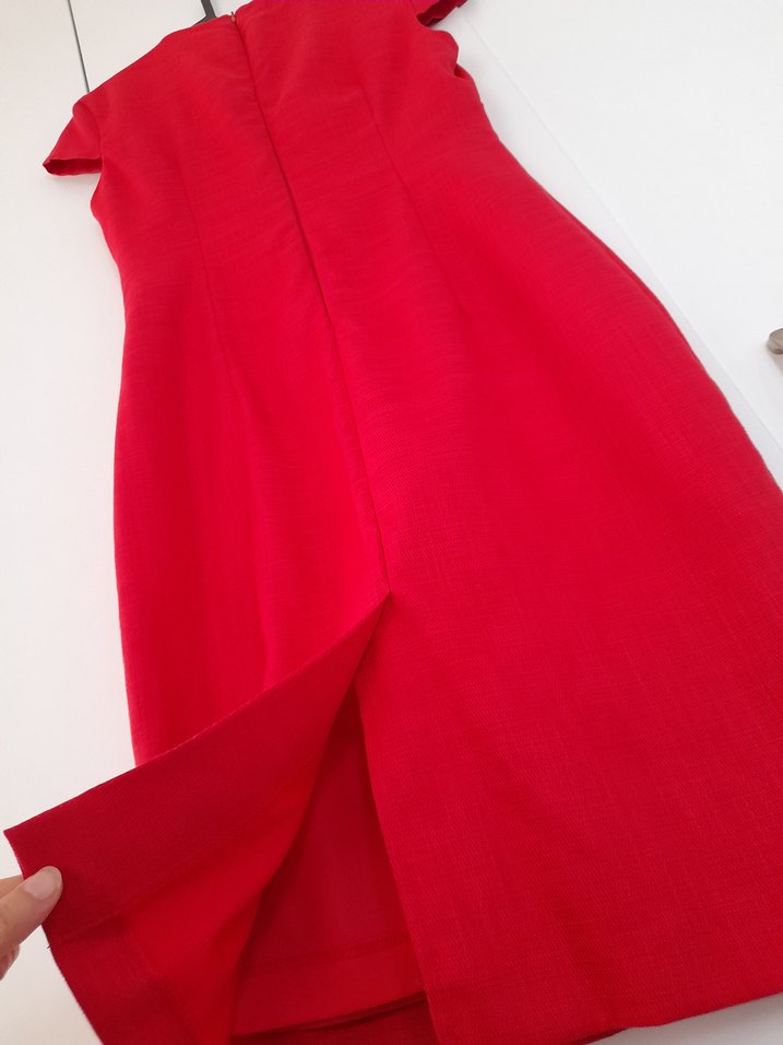 Kırmızı yırtmaçlı mini elbise - Görsel 4