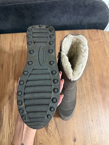 Kadın kar botları (sadece 1 kere kullanıldı)