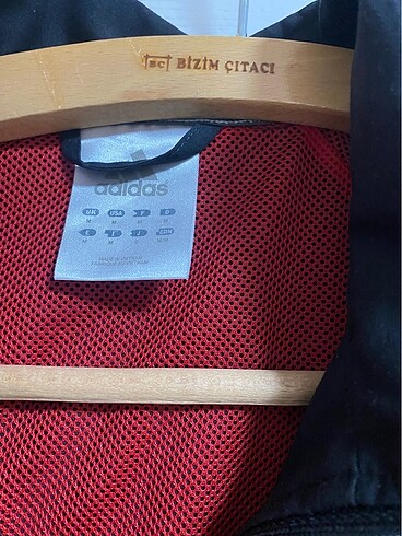 m Beden Orjinal adidas eşofman takımı