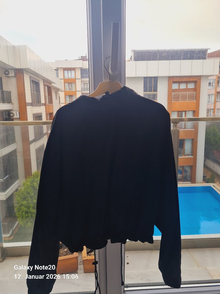 Düğmeli Kahverengi Saten Yağmurluk - Görsel 2