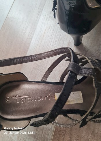 Kemerli Siyah Yılan Derisi Desenli Dolgu Topuklu Kadın Ayakkabı - Görsel 3