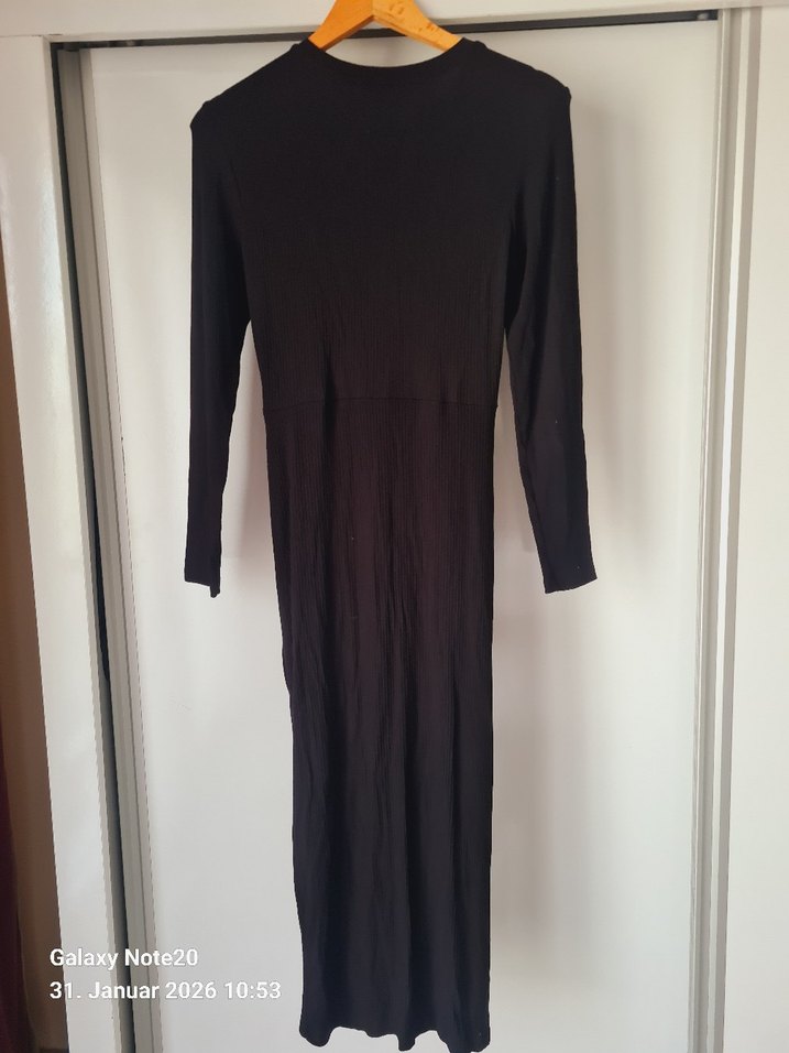 Uzun Kollu Siyah Drapeli Keten Elbise - Görsel 2