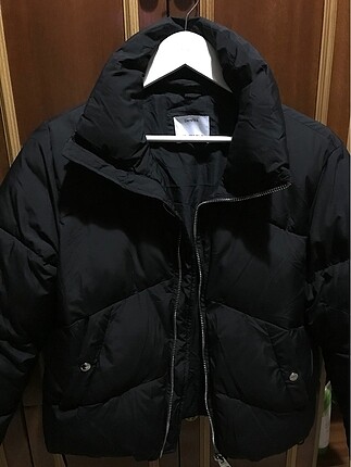 BERSHKA dik yaka şişme mont