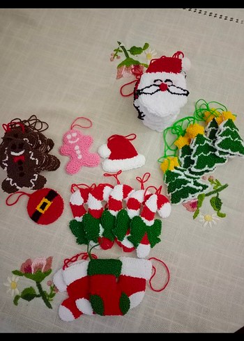 Renkli Yeni Yıl Örgü Süsleri Seti - Görsel 2