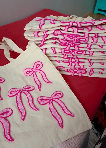 Nakışlı Pembe Fiyonk Detaylı Kadın Çanta - Görsel 2