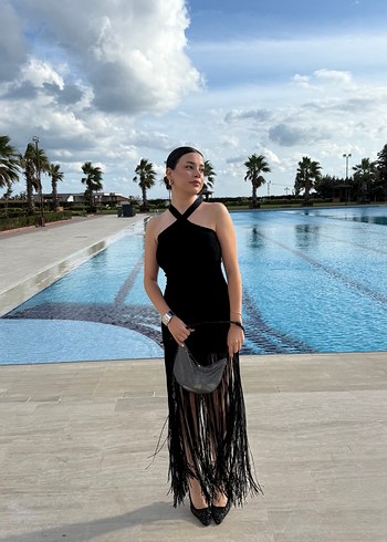 Zara Siyah Uzun Elastik Saçaklı Straplez Elbise