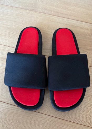 Yeezy Y3 modeli istinye parktan alındı