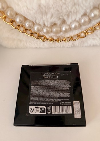 Parlak Bej Tonlarda Dörtlü Göz Farı Paleti - Görsel 3