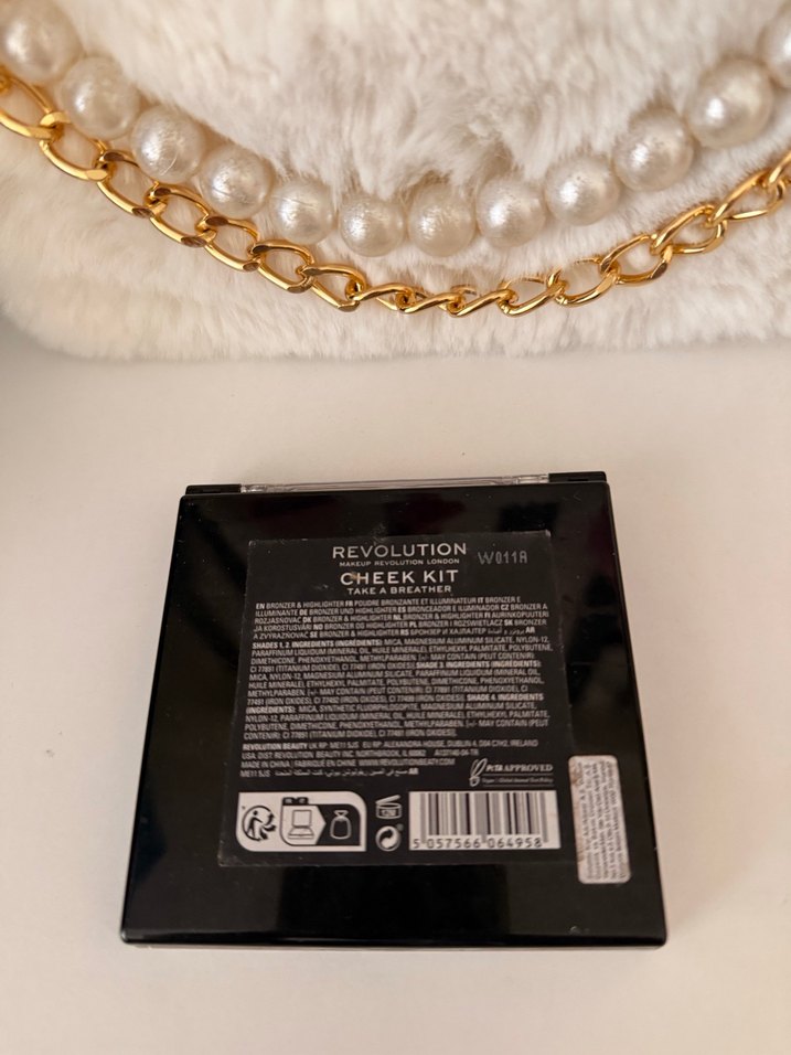 Parlak Bej Tonlarda Dörtlü Göz Farı Paleti - Görsel 3