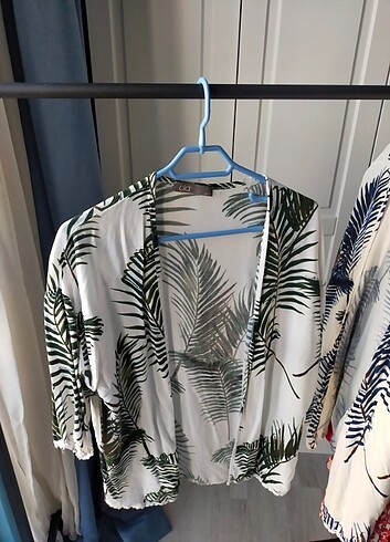 Yeşil desenli kaftan kimono 