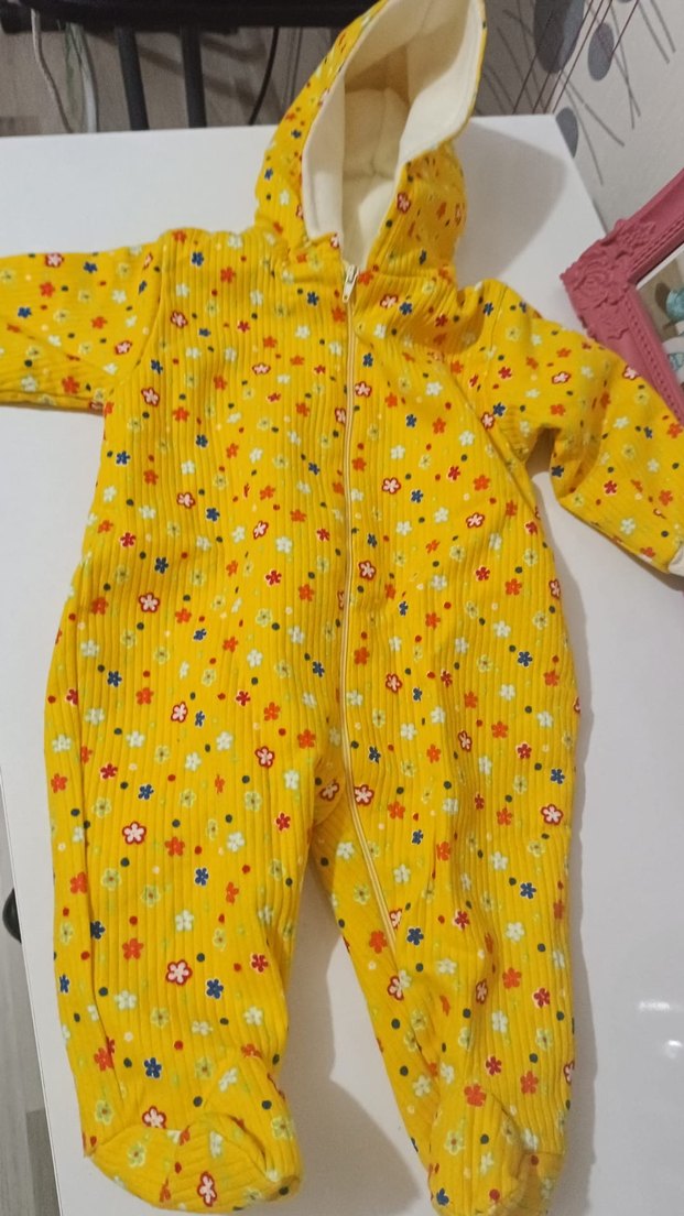 Sarı Çiçekli Fermuarlı Bebek Kız Tulumu - Görsel 2