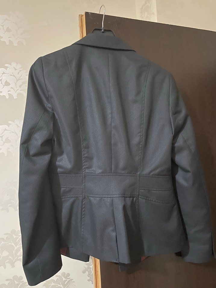 Düğmeli Gri Kadın Blazer Ceket ve pantolon takım - Görsel 2