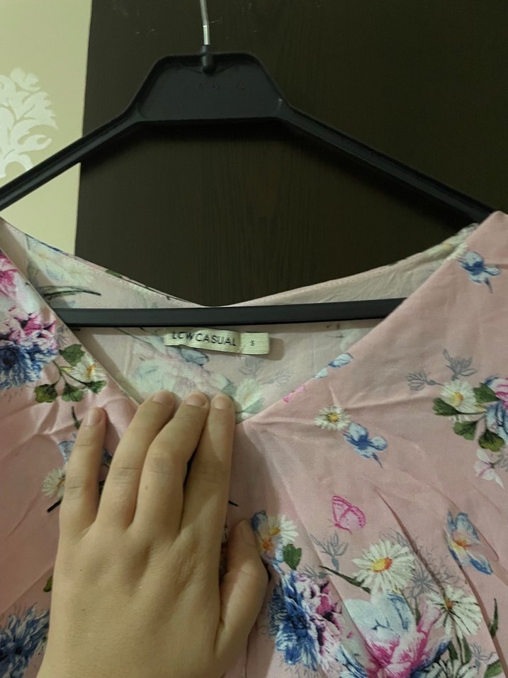 Pembe Çiçek Desenli Uzun elbise - Görsel 2