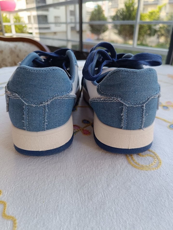 36 Sheinden Yildiz Bağcıklı Denim Kadın Spor Ayakkabı - Görsel 4