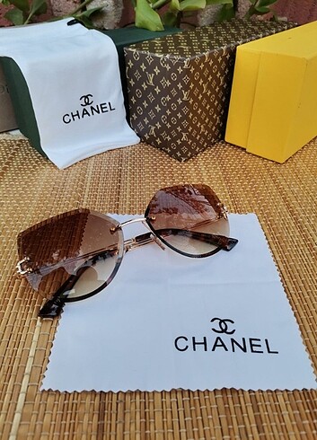 Chanel güneş gözlügü