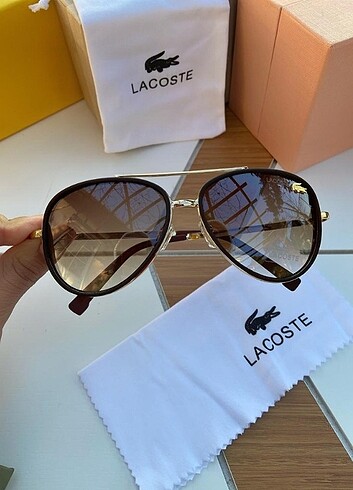 Lacoste Lacoste unisex güneş gözlüğü 