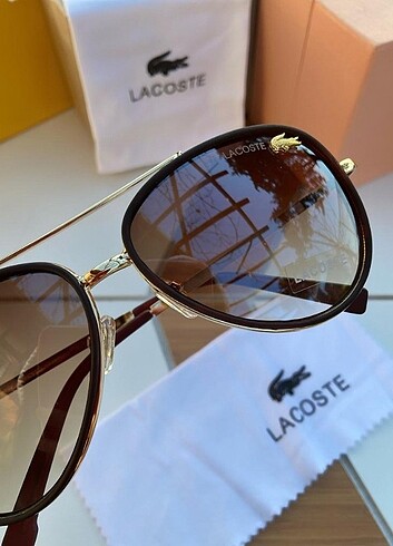  Beden Lacoste unisex güneş gözlüğü 