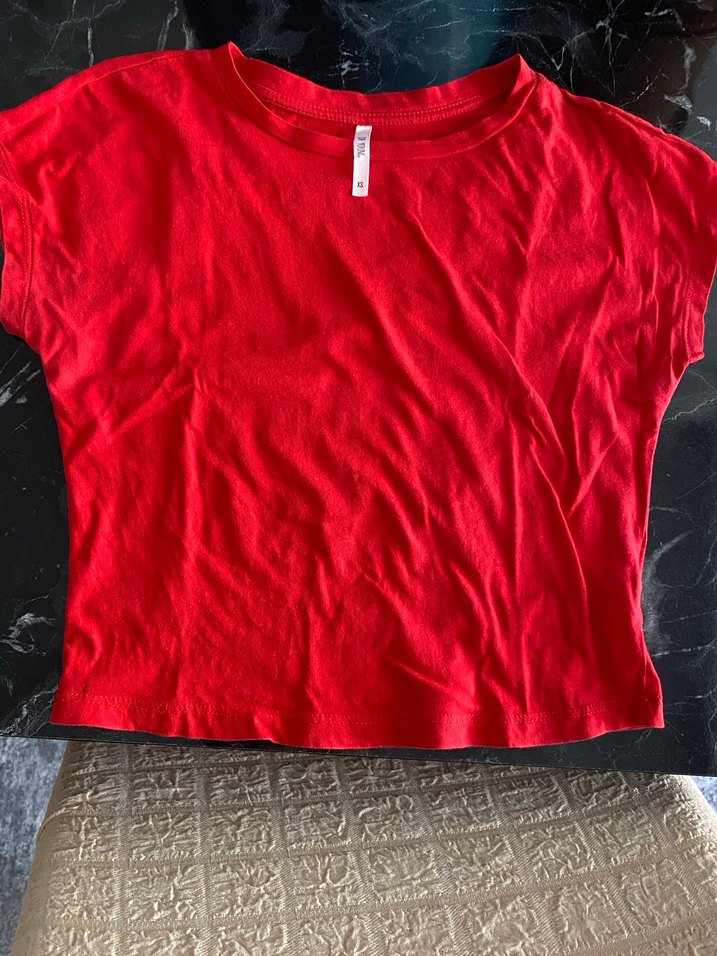 Kırmızı Yüksek Yakalı Kadın Crop Top - Görsel 3