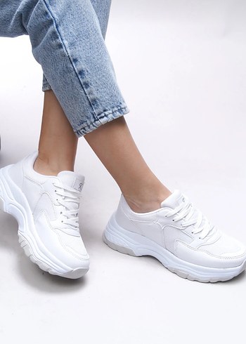 Beyaz Bağcıklı Kadın Spor Ayakkabı - Görsel 4