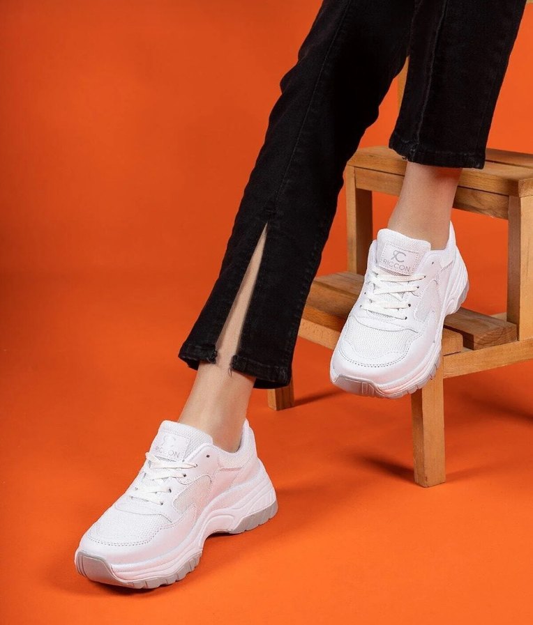 Beyaz Bağcıklı Kadın Spor Ayakkabı - Görsel 2