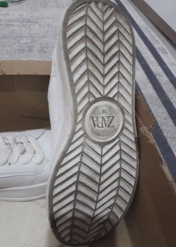Zara beyaz minimalist kadın sneaker - Görsel 4