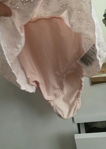 H&M Pembe Dantel Detaylı Kız Bebek Body 2-4 Ay - Görsel 4