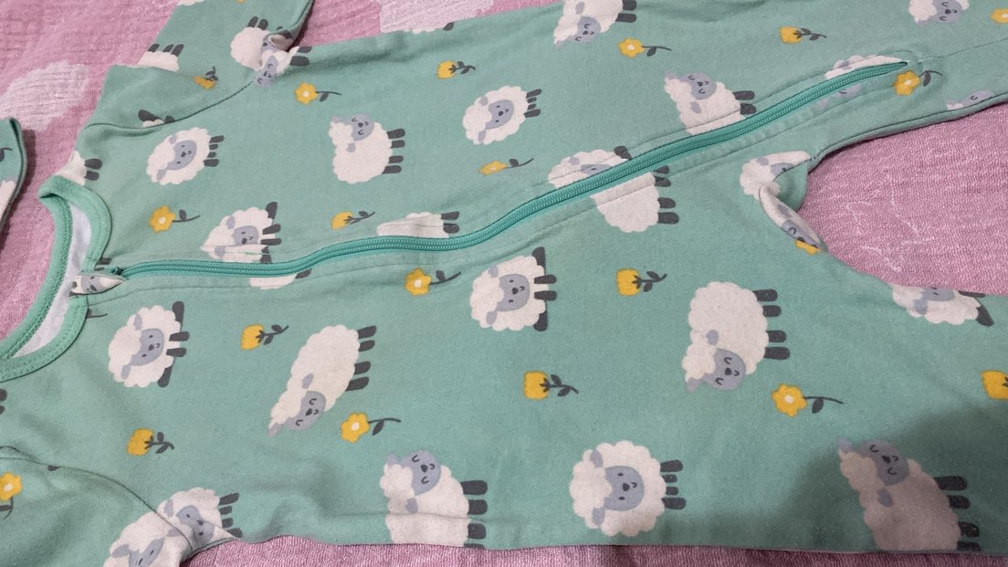 LC Waikiki Koyun Desenli Bebek Tulum ve Şapka - Görsel 3