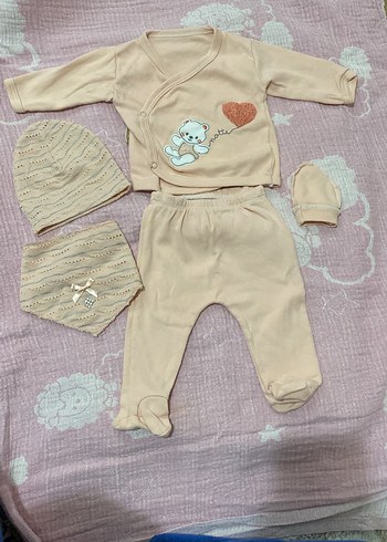 0-3 Ay Yenidoğan 5'li Bej Nakışlı Set - Görsel 2