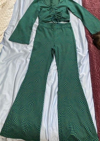 Yeşil Salaş Bol Paça Pantolon- Üst Takım - Görsel 2