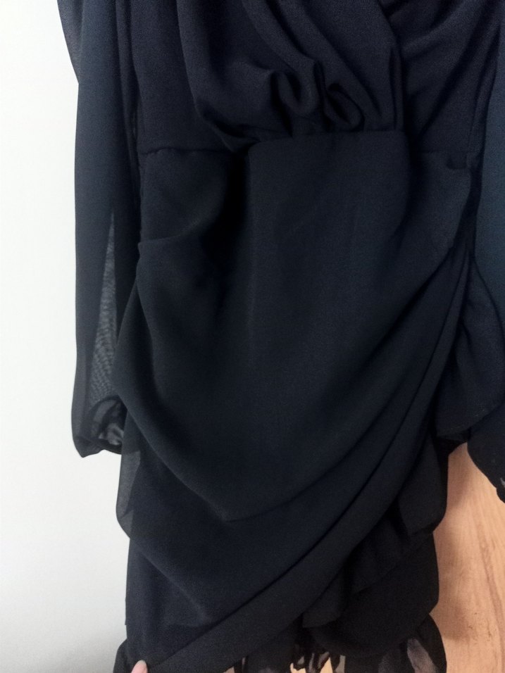 Uzun Kollu V yaka Siyah şifon kumaş Fırfırlı Mini Elbise - Görsel 4