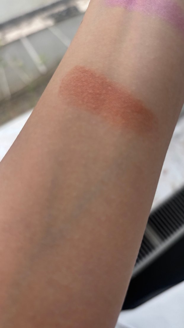 Farmasi Tekli Göz Farı - Görsel 2