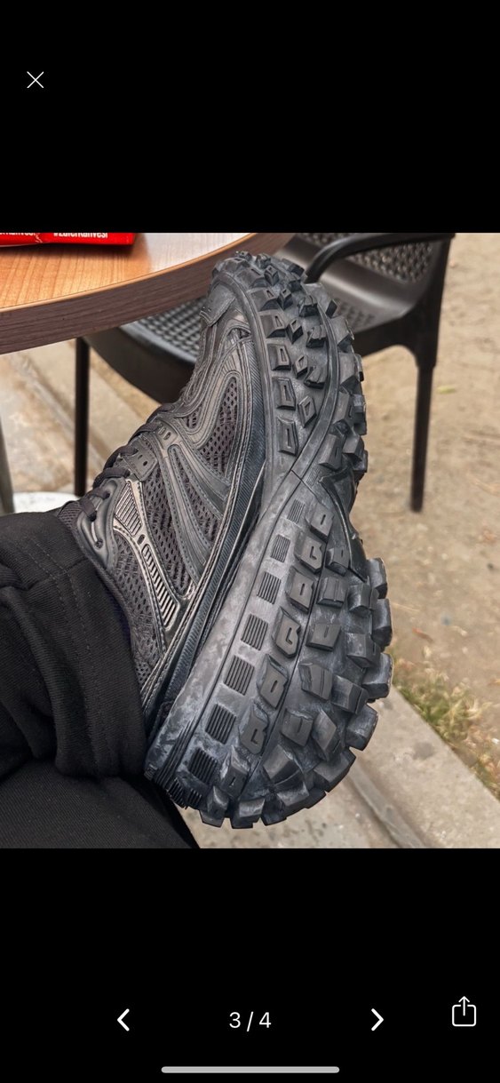 Balenciaga defender bouncer - Görsel 2