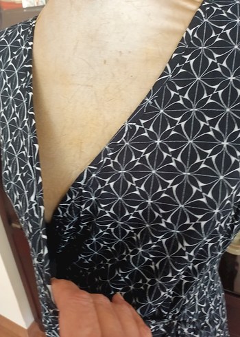 Navy V Yaka Midi Piliseli Kadın Elbise - Görsel 9