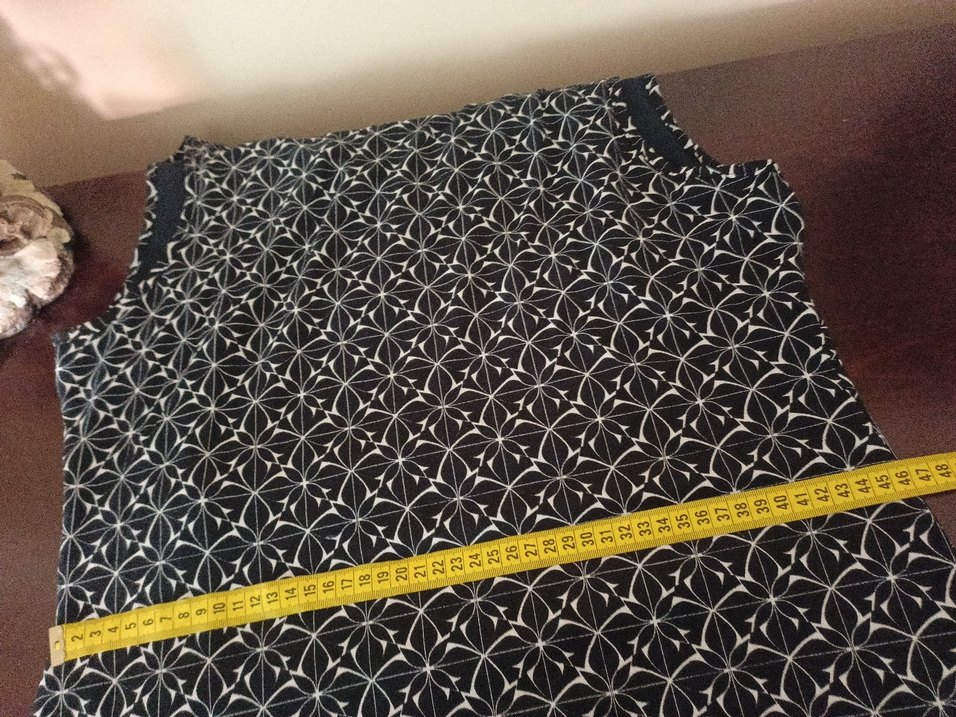 Navy V Yaka Midi Piliseli Kadın Elbise - Görsel 3