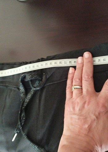 Kadın Siyah Kemerli Kumaş Pantolon - Görsel 3