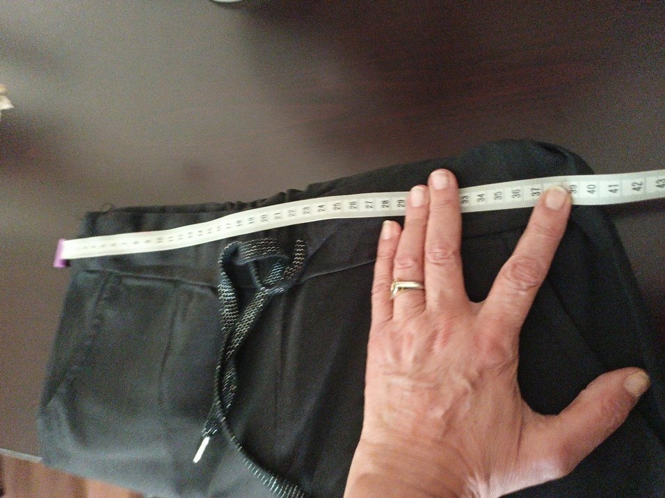 Kadın Siyah Kemerli Kumaş Pantolon - Görsel 3