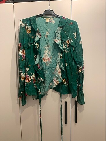 H&M kruvaze Bluz