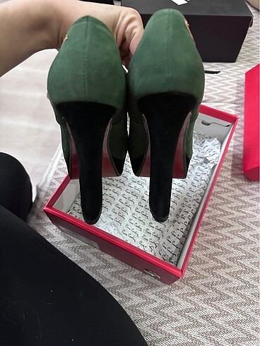 38 Beden Pierre cardin