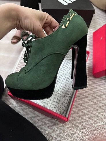 38 Beden yeşil Renk Pierre cardin