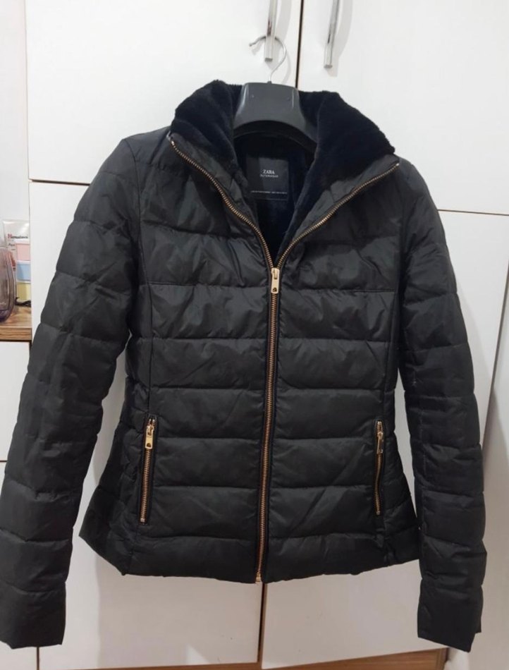 Siyah Kürklü Kadın  zara mont - Görsel 3