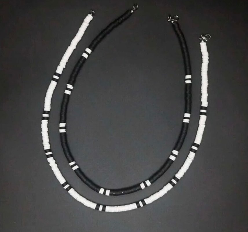 Beyaz Siyah Çizgili Boncuklu Midi Kolye - Görsel 3