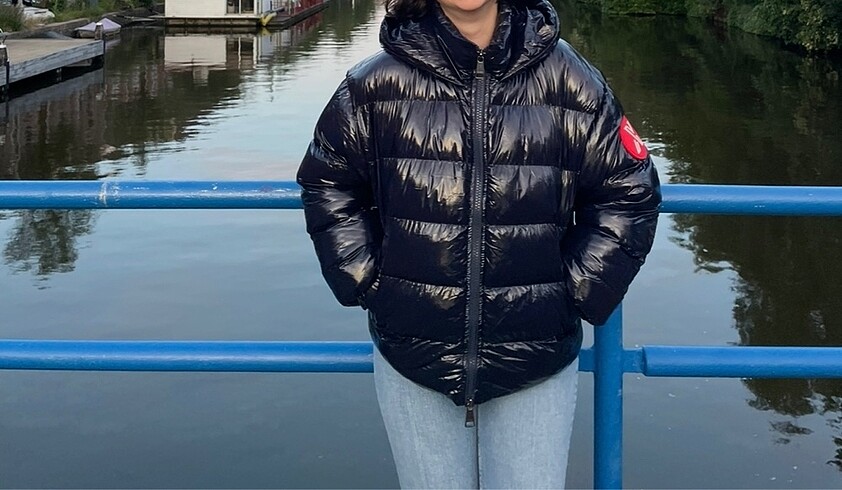 xumu kapşonlu lacivert şişme parlak mont