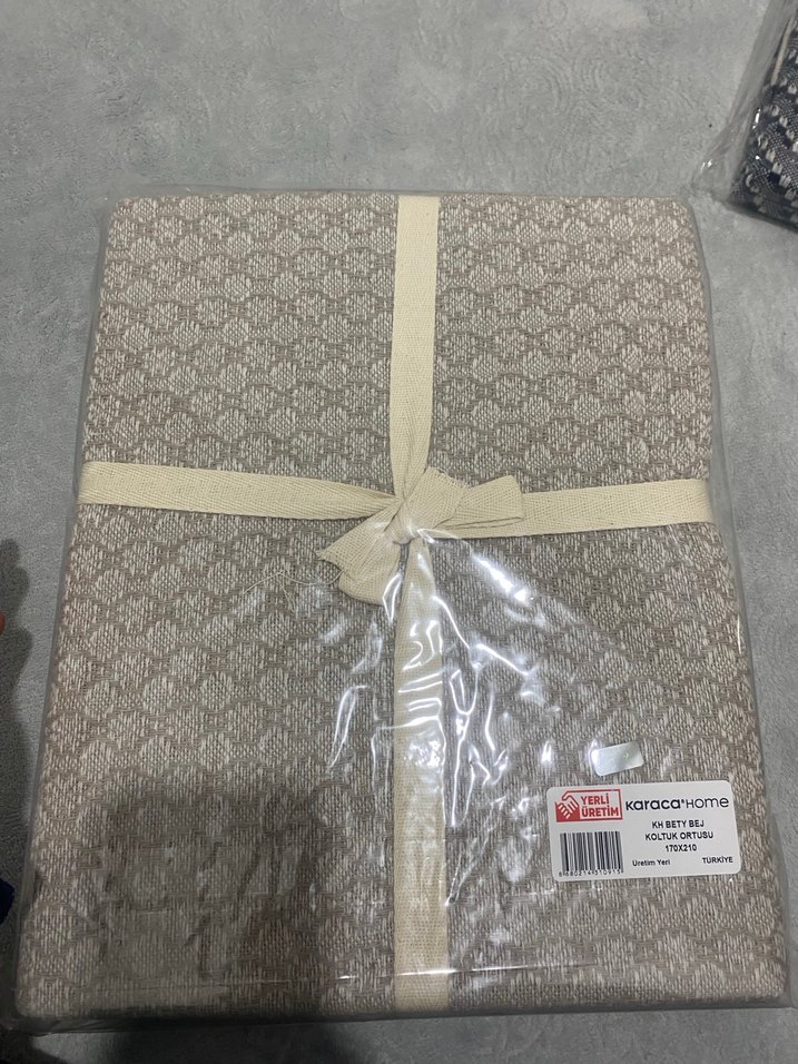 Bej Baskılı Modern Koltuk Örtüsü - Görsel 4