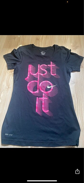 Nike tişört