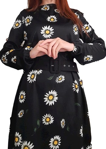 Siyah Çiçek Desenli Midi Kemerli Elbise - Görsel 8